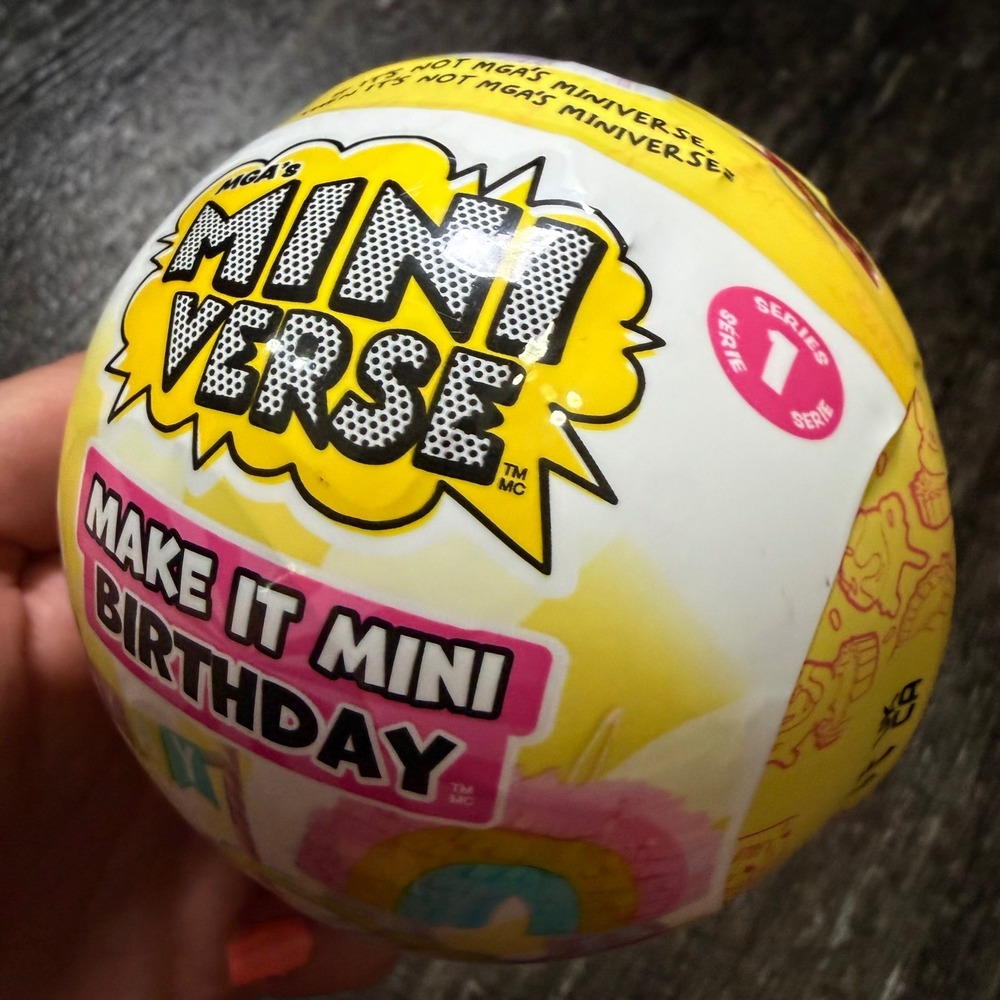 MGA Miniverse Make It Mini Birthday Kids Unisex Yellow Series 1 Mystery Ball